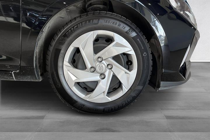Sort Hyundai i20 fra 2020