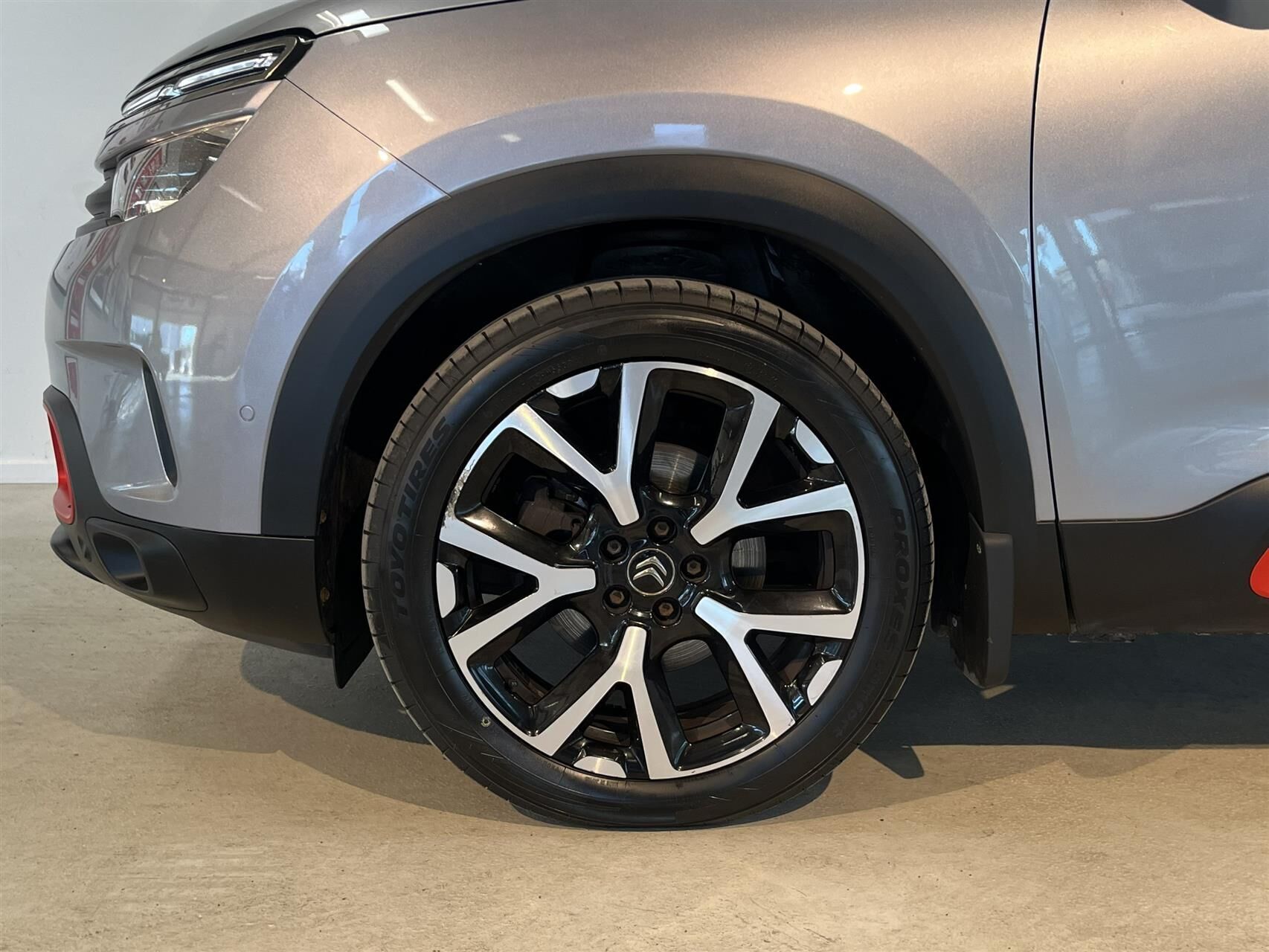 Grå Citroën C5 Aircross fra 2019