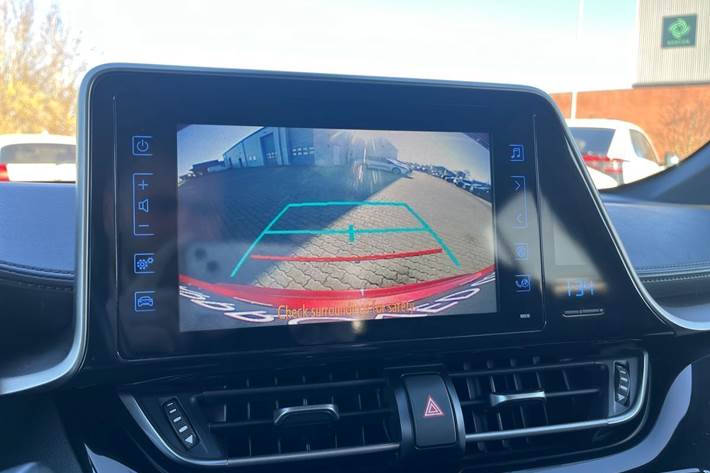 undefined Toyota C-HR fra 2019