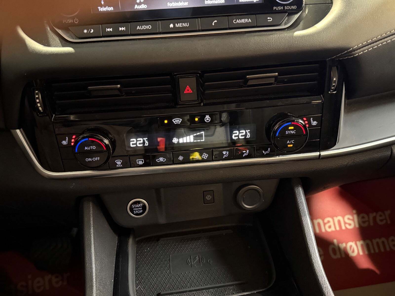 Grå Nissan Qashqai fra 2021