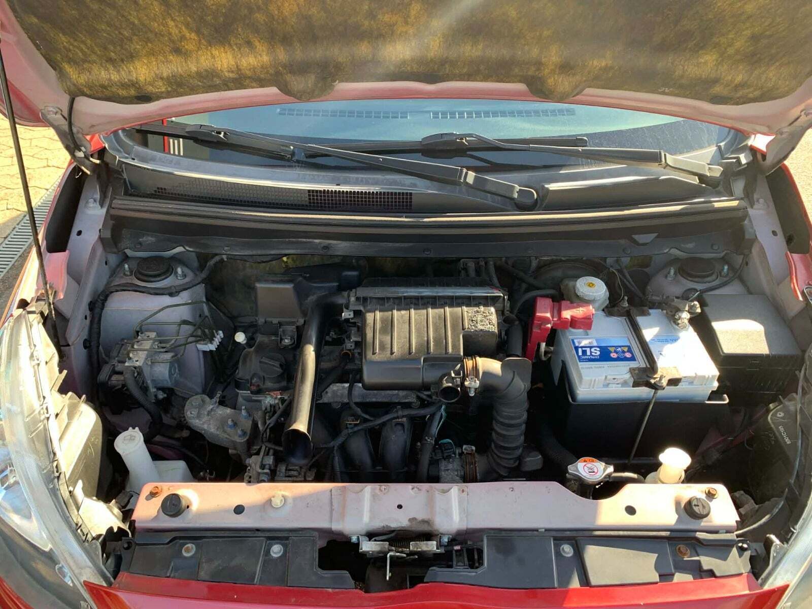 Grøn Mitsubishi Space Star fra 2015