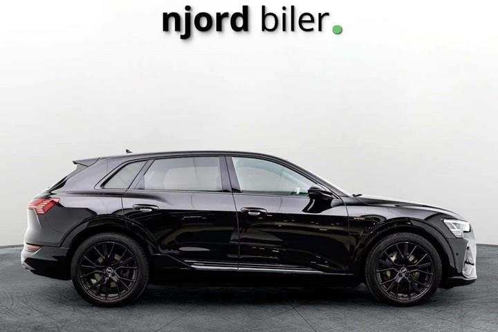 undefined Audi e-tron fra 2020