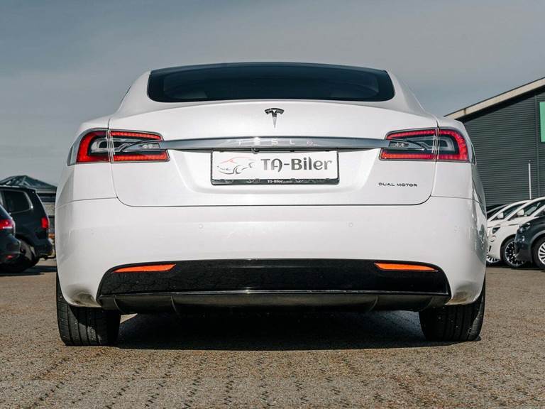 Tesla Model S Long Range AWD