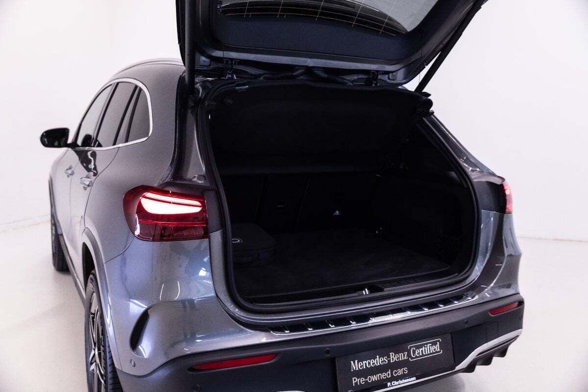 Grå Mercedes EQA250+ fra 2026