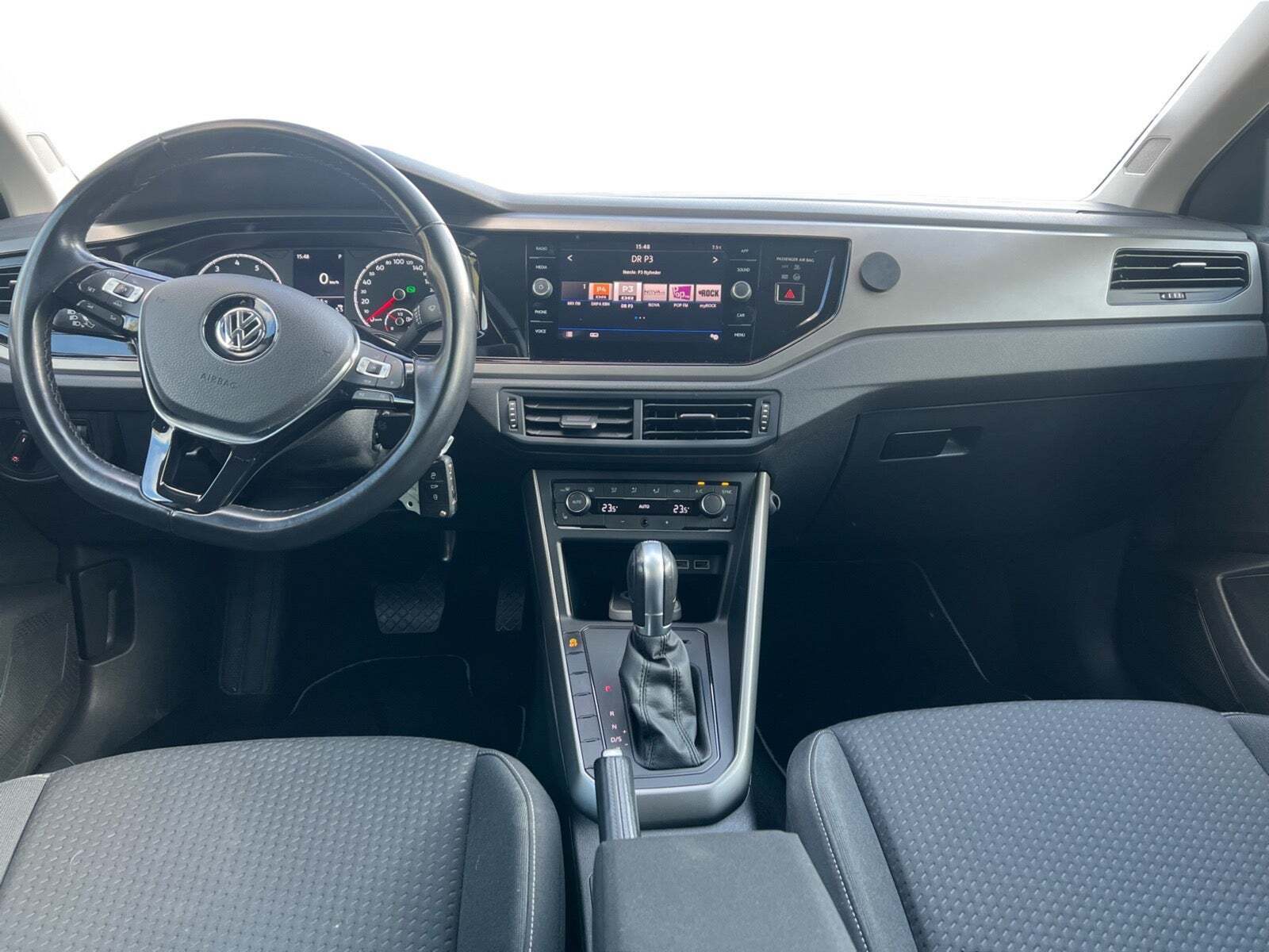 Blå VW Polo fra 2019