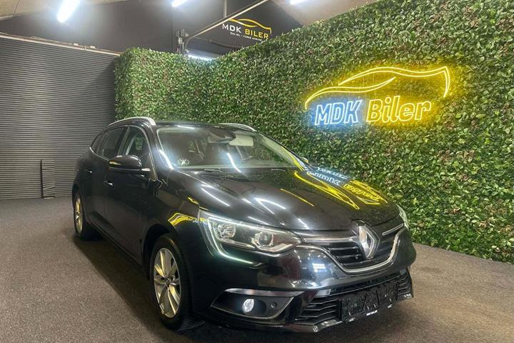 undefined Renault Megane IV fra 2018 set udefra