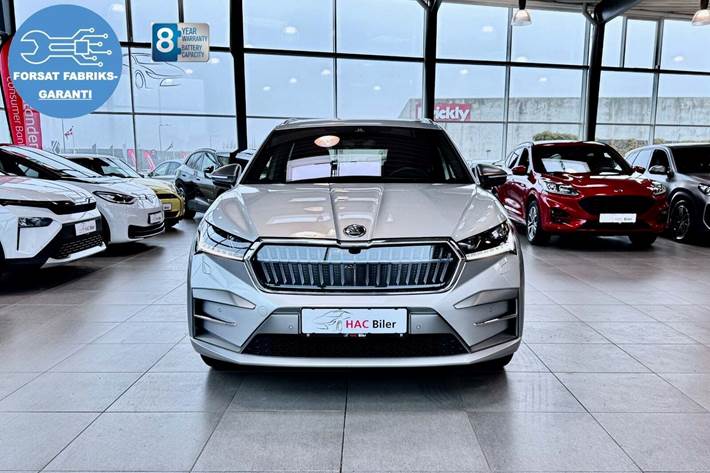Sølv Skoda Enyaq fra 2025
