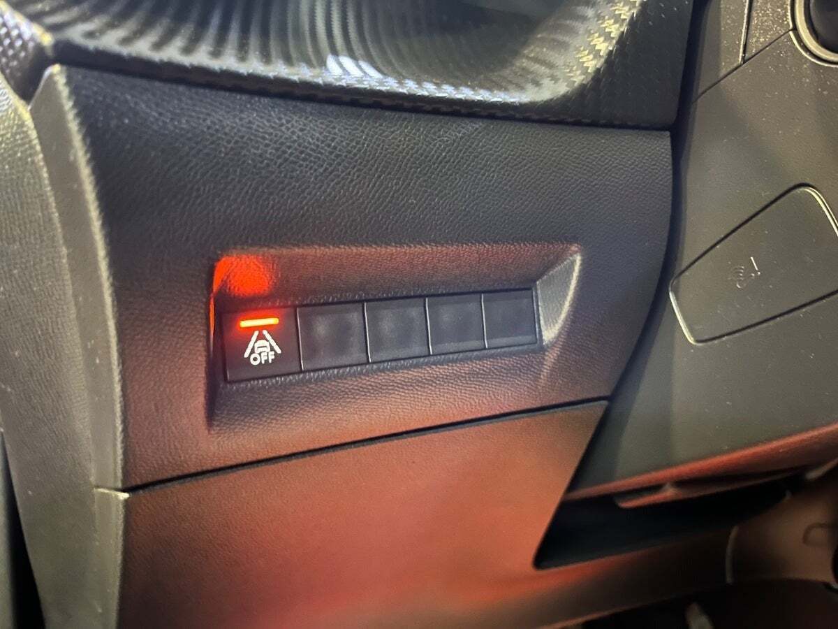 undefined Peugeot e-2008 fra 2021