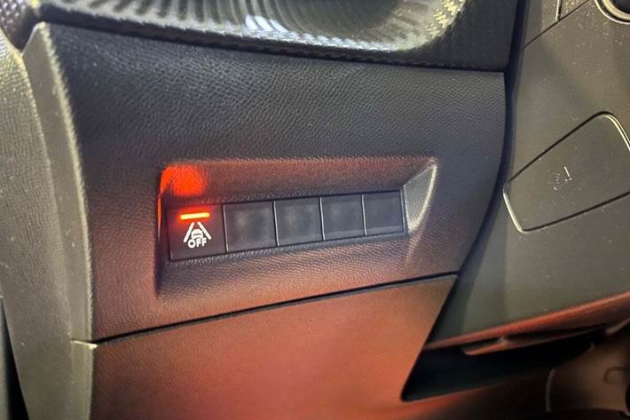 undefined Peugeot e-2008 fra 2021