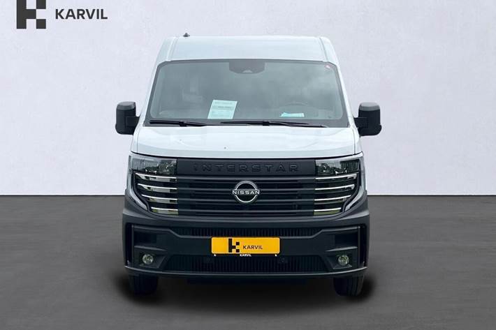 Hvid Nissan Interstar fra 2024
