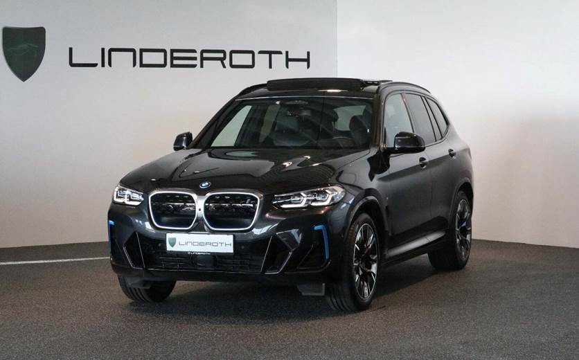 BMW iX3 Charged Plus M-Sport