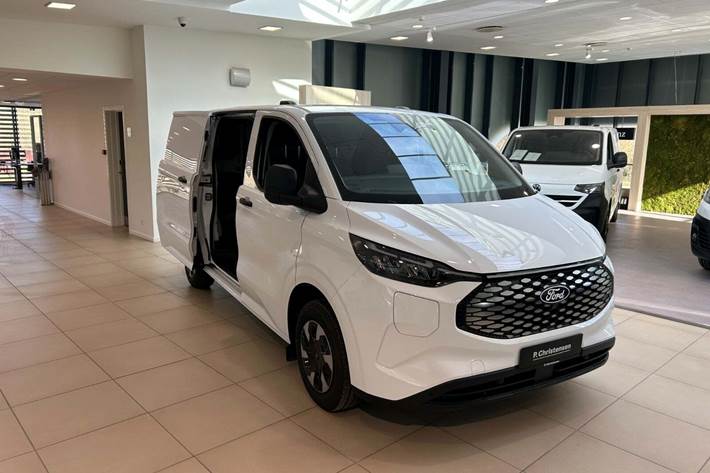 Hvid Ford E-Transit Custom 320S fra 2026