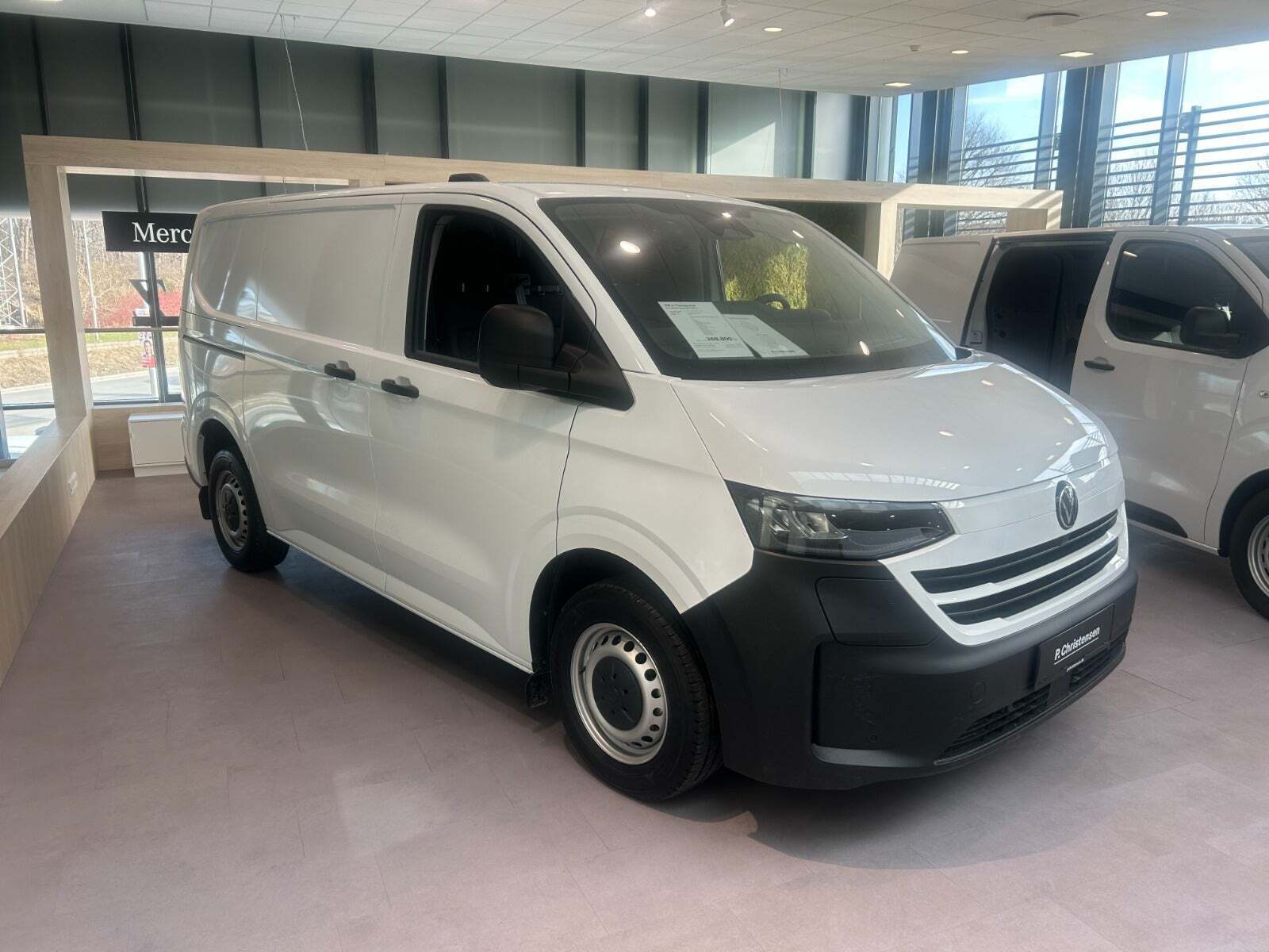 VW e-Transporter 64 Comfort Kassevogn SWB