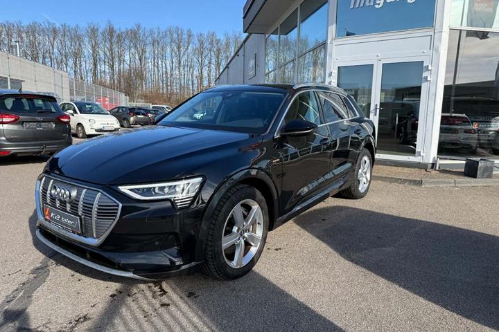 Sort Audi e-tron fra 2020