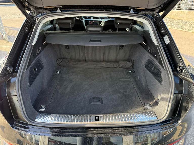 Audi e-tron 55 Advanced quattro