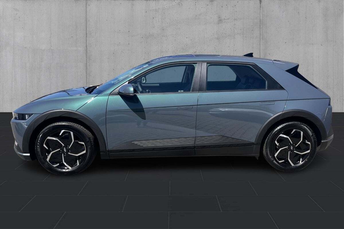 Hyundai Ioniq 5 77 Essential AWD