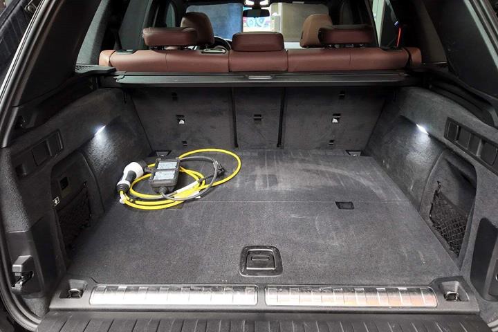 Sort BMW X5 fra 2020