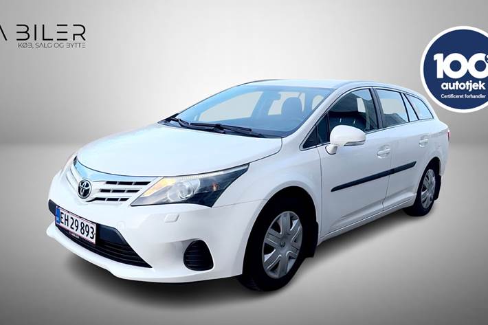 undefined Toyota Avensis fra 2014 set udefra