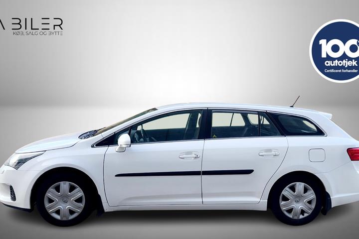 undefined Toyota Avensis fra 2014