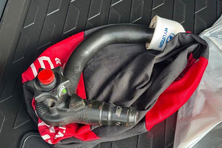 Beige Hyundai i20 fra 2021