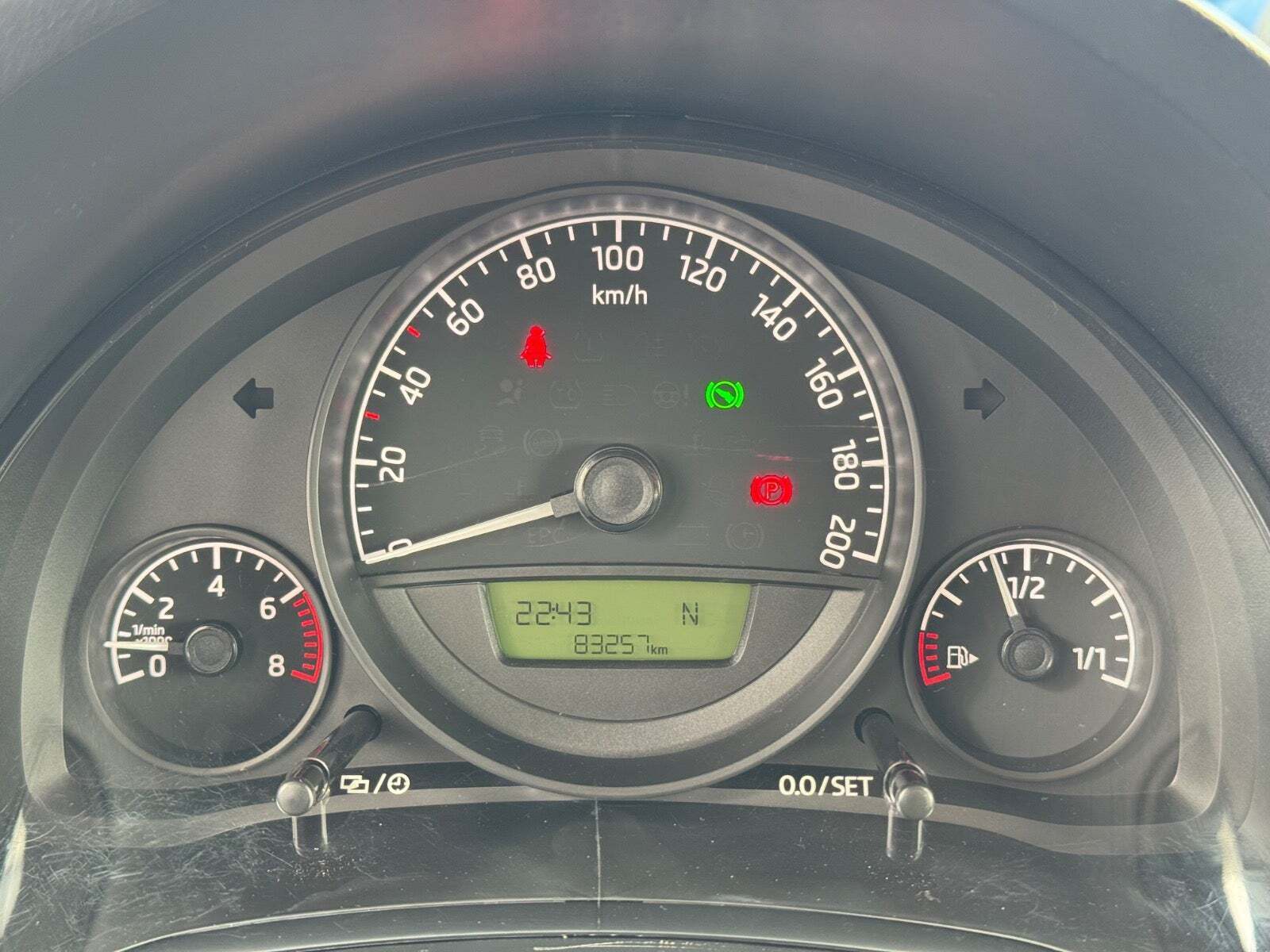 Grå Skoda Citigo fra 2017