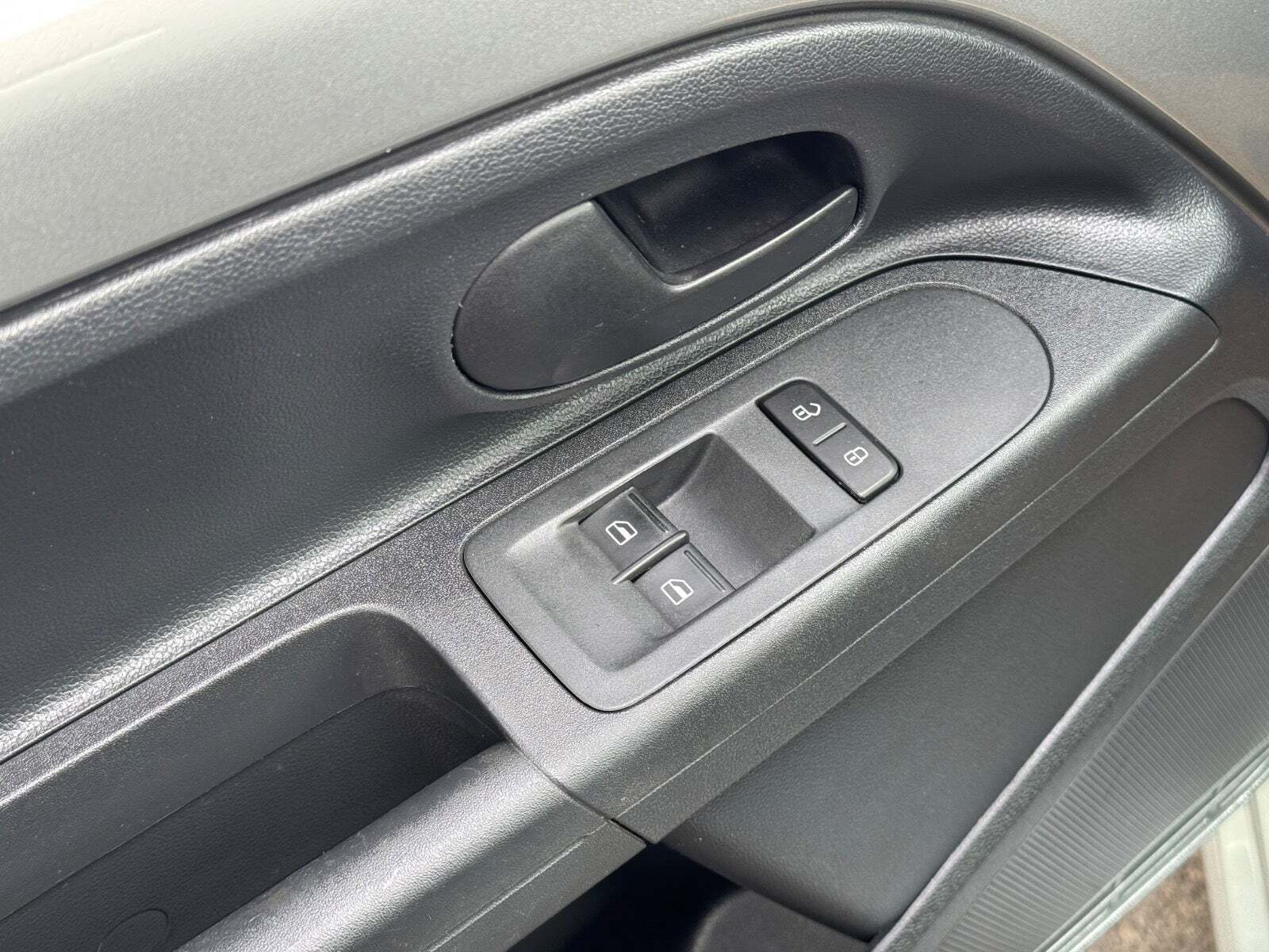 Grå Skoda Citigo fra 2017