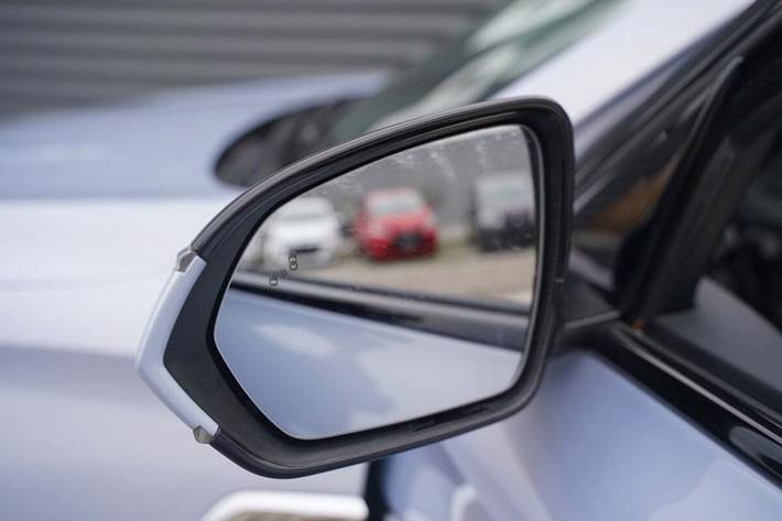 Blå MG Marvel R fra 2022