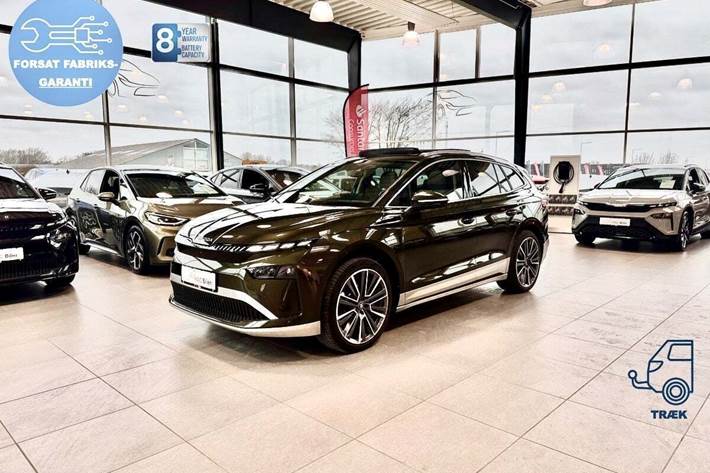 Grøn Skoda Enyaq fra 2026 set udefra