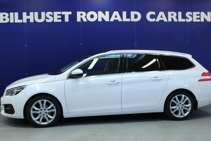 Hvid Peugeot 308 fra 2018