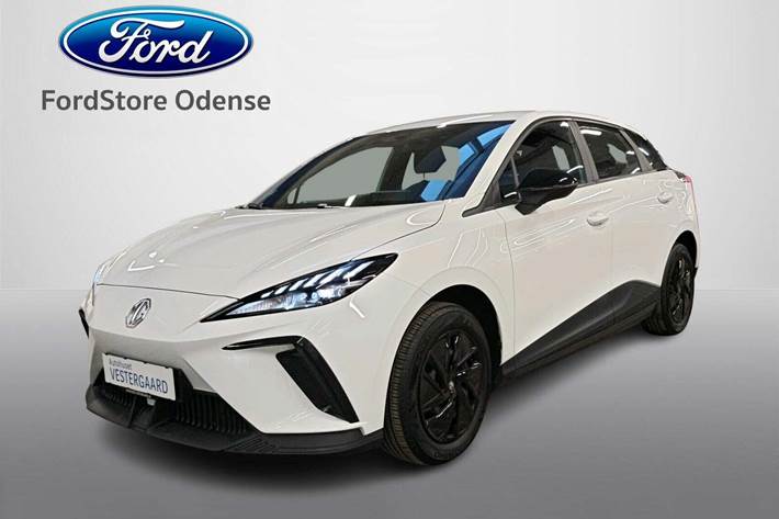 Hvid MG 4 fra 2023 set udefra