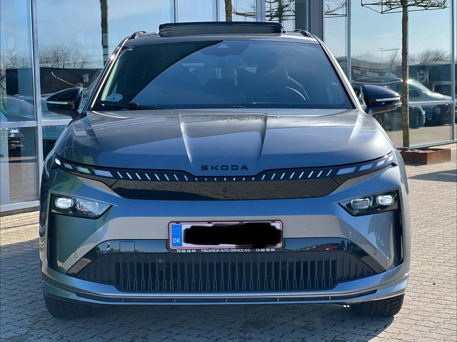 Grå Skoda Enyaq fra 2026