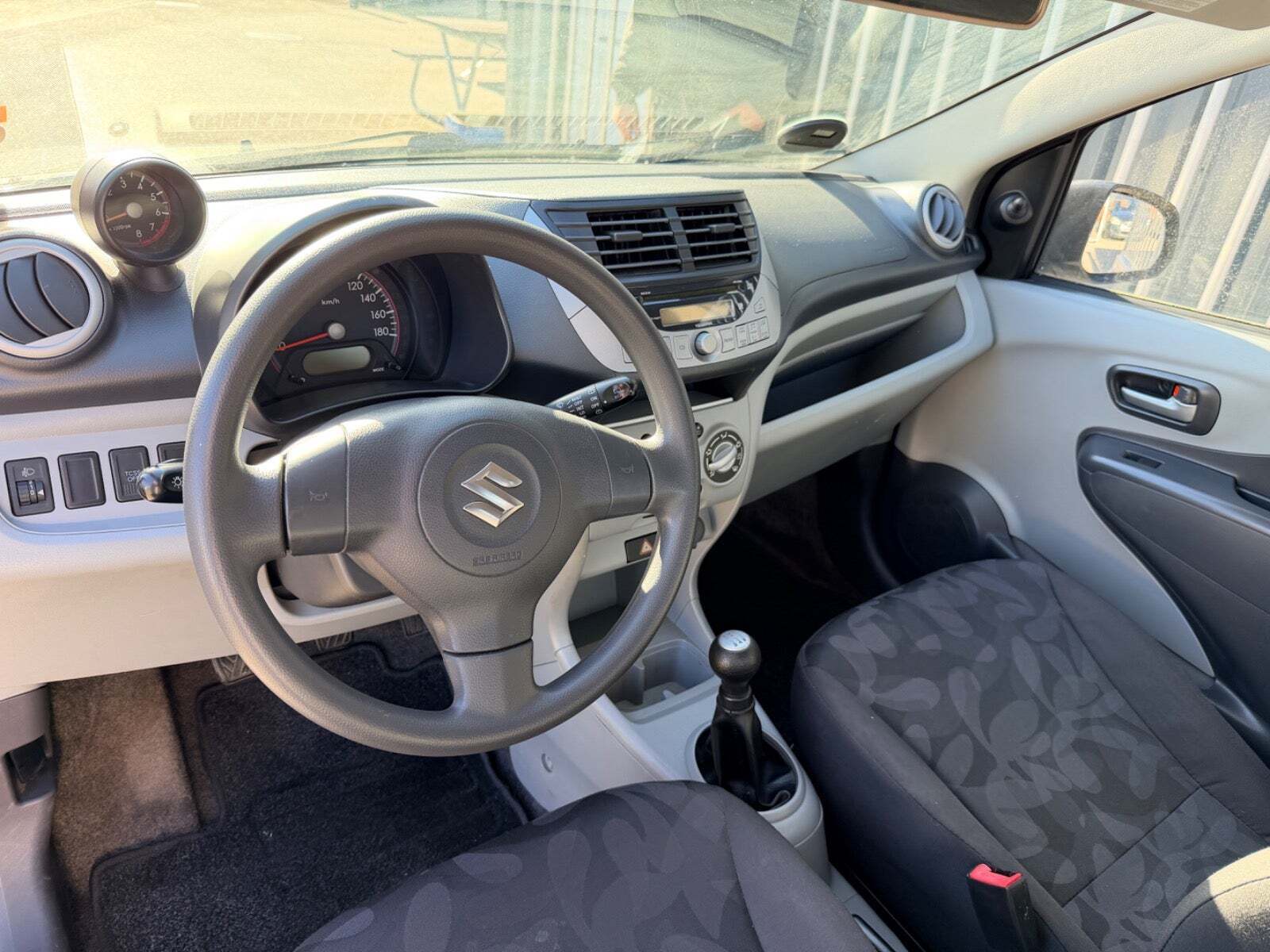 undefined Suzuki Alto fra 2010