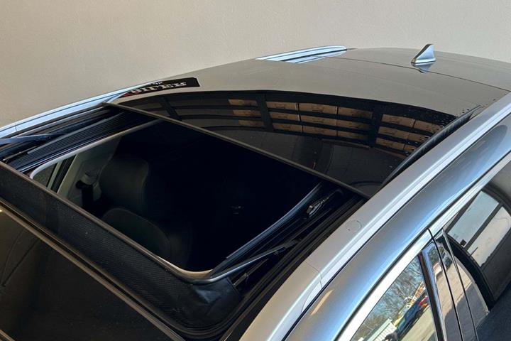 Sølv Kia Optima fra 2020