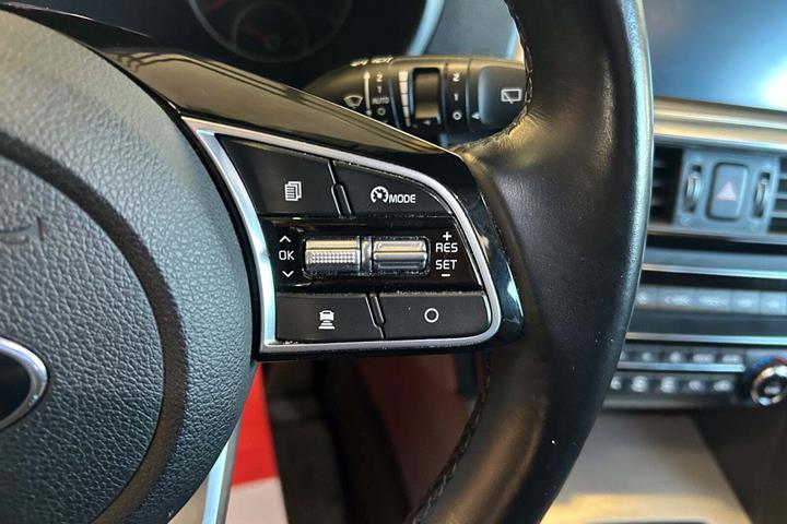 Sølv Kia Optima fra 2020