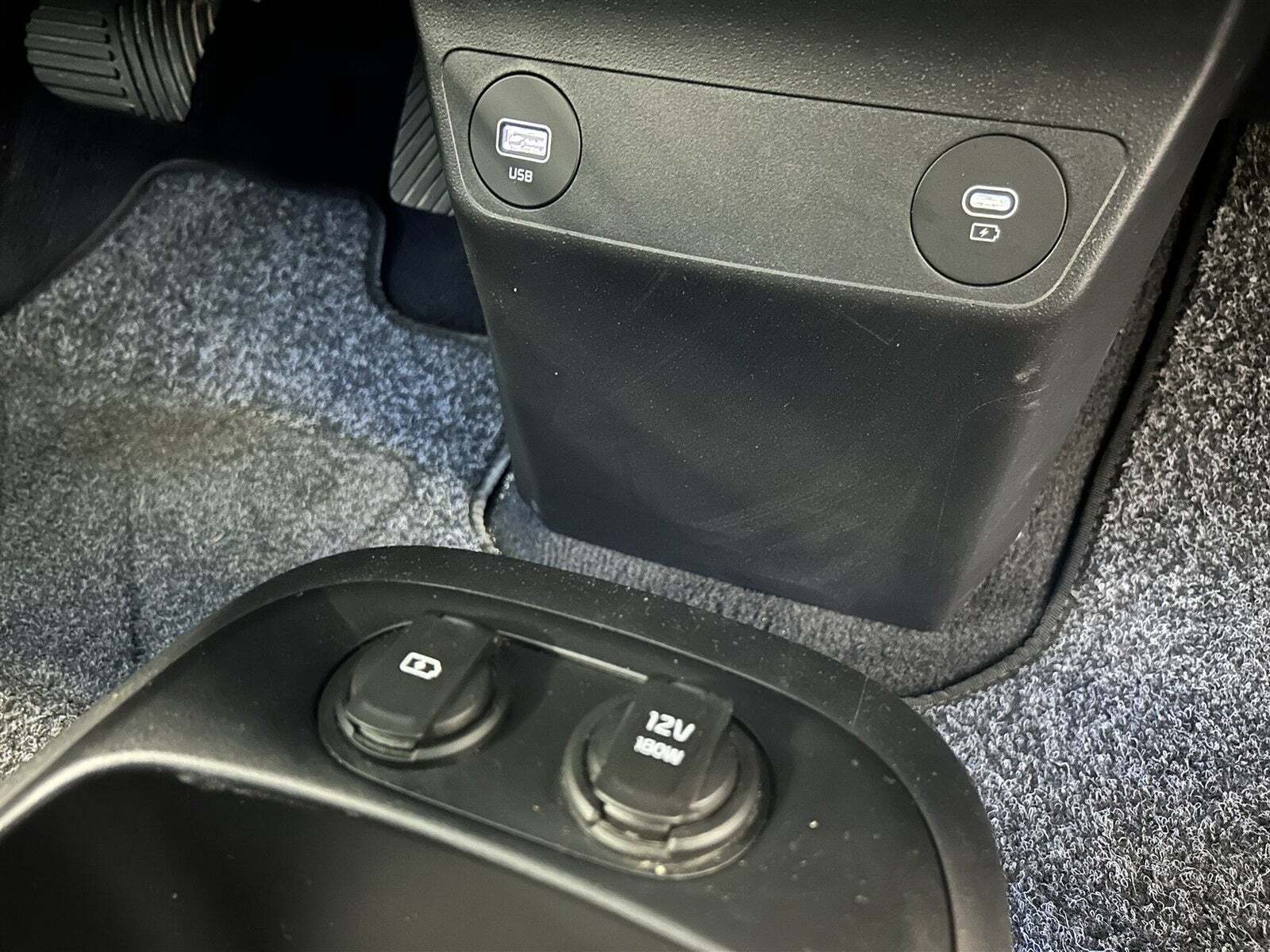 Blå Kia EV6 fra 2022