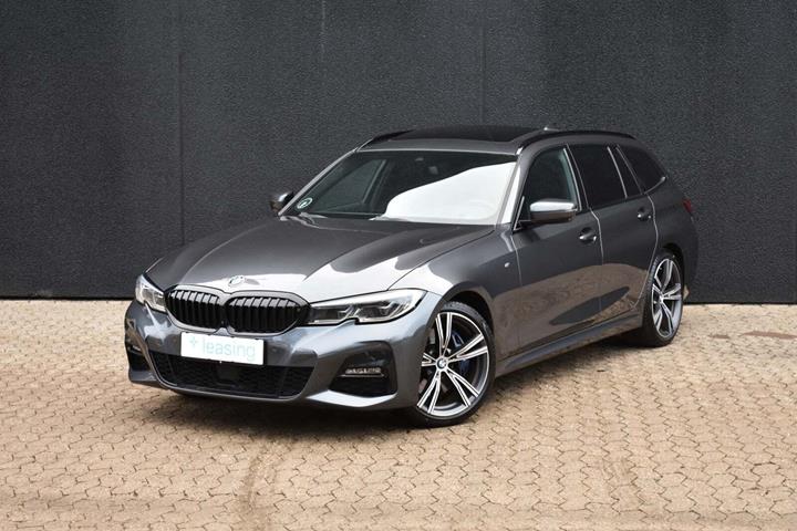 Grå BMW 330i fra 2020