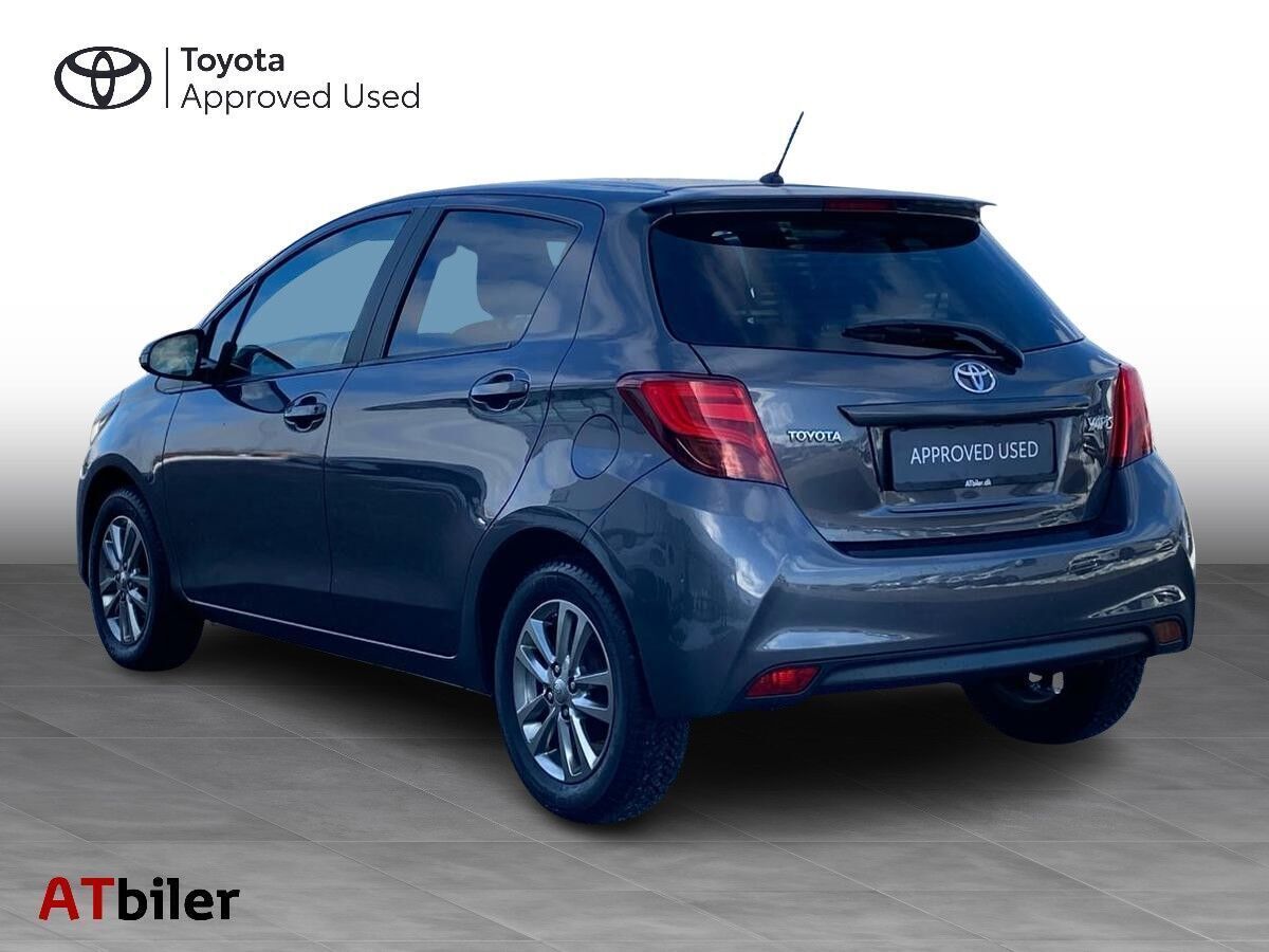 Toyota Yaris 1,3 VVT-I T2 Komfortpakke Sportspakke 100HK 5d 6g