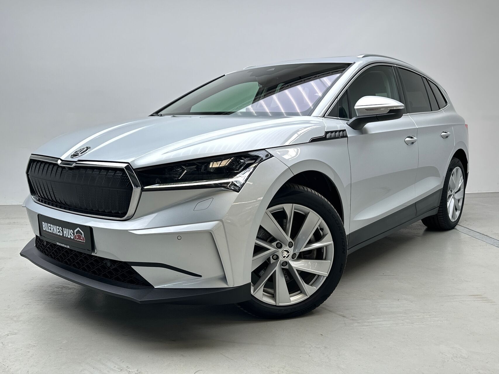 Sølv Skoda Enyaq fra 2021