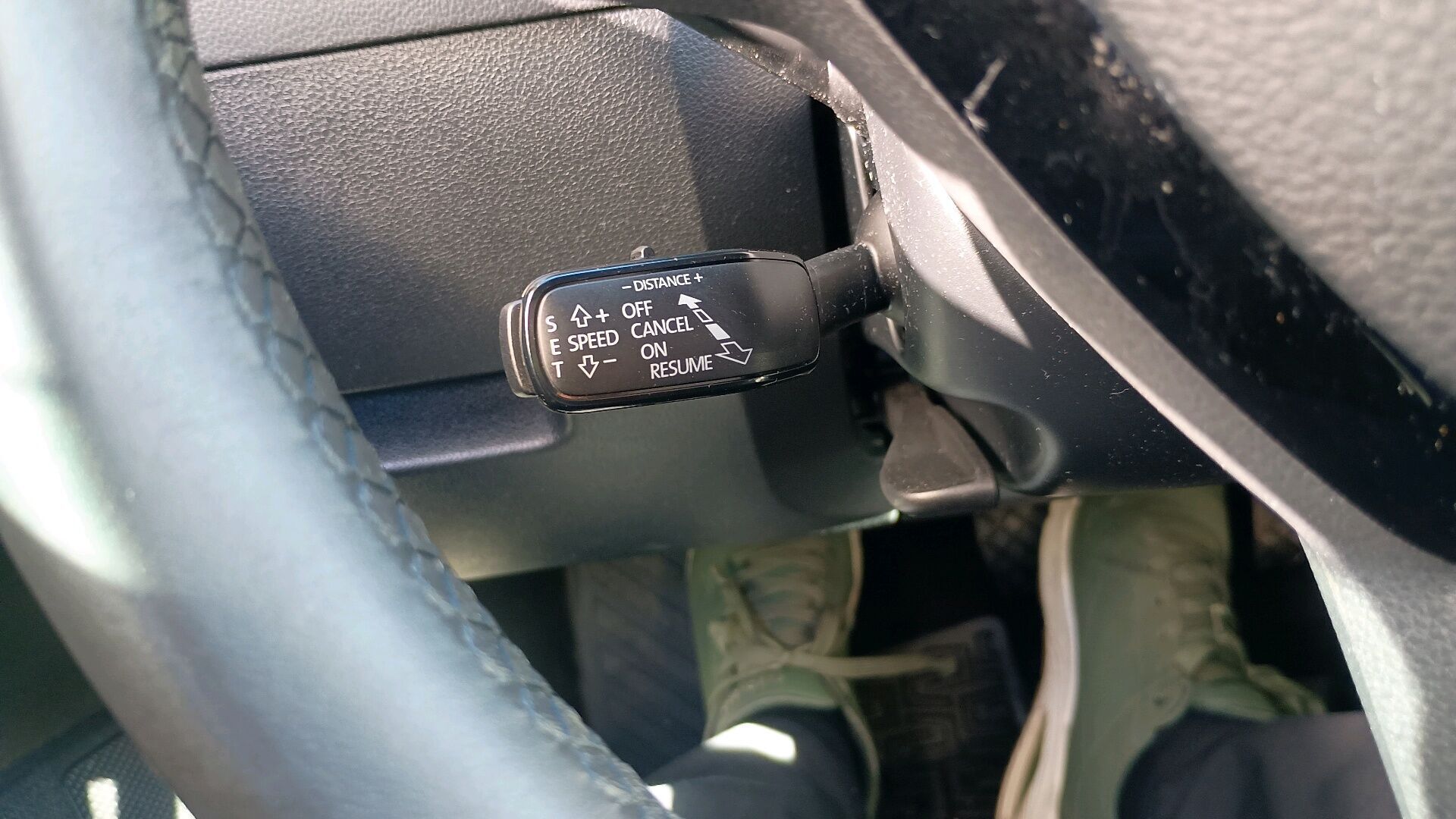 Grå Skoda Octavia fra 2020