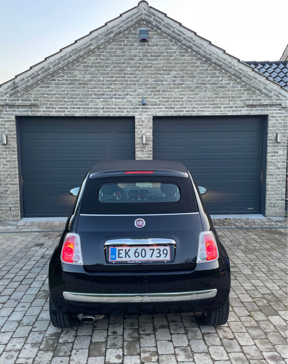 Sort Fiat 500 fra 2014