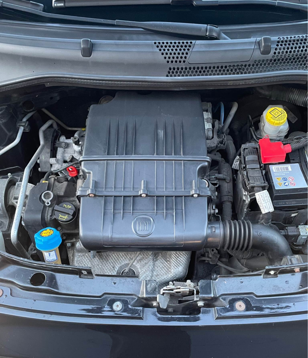 Sort Fiat 500 fra 2014
