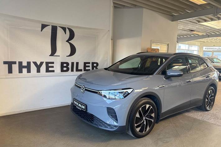 Grå VW ID.4 fra 2023 set udefra
