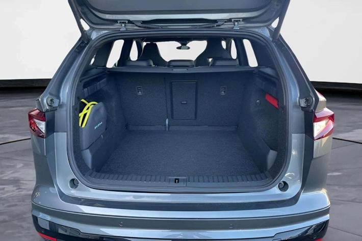 Grå Skoda Enyaq fra 2023