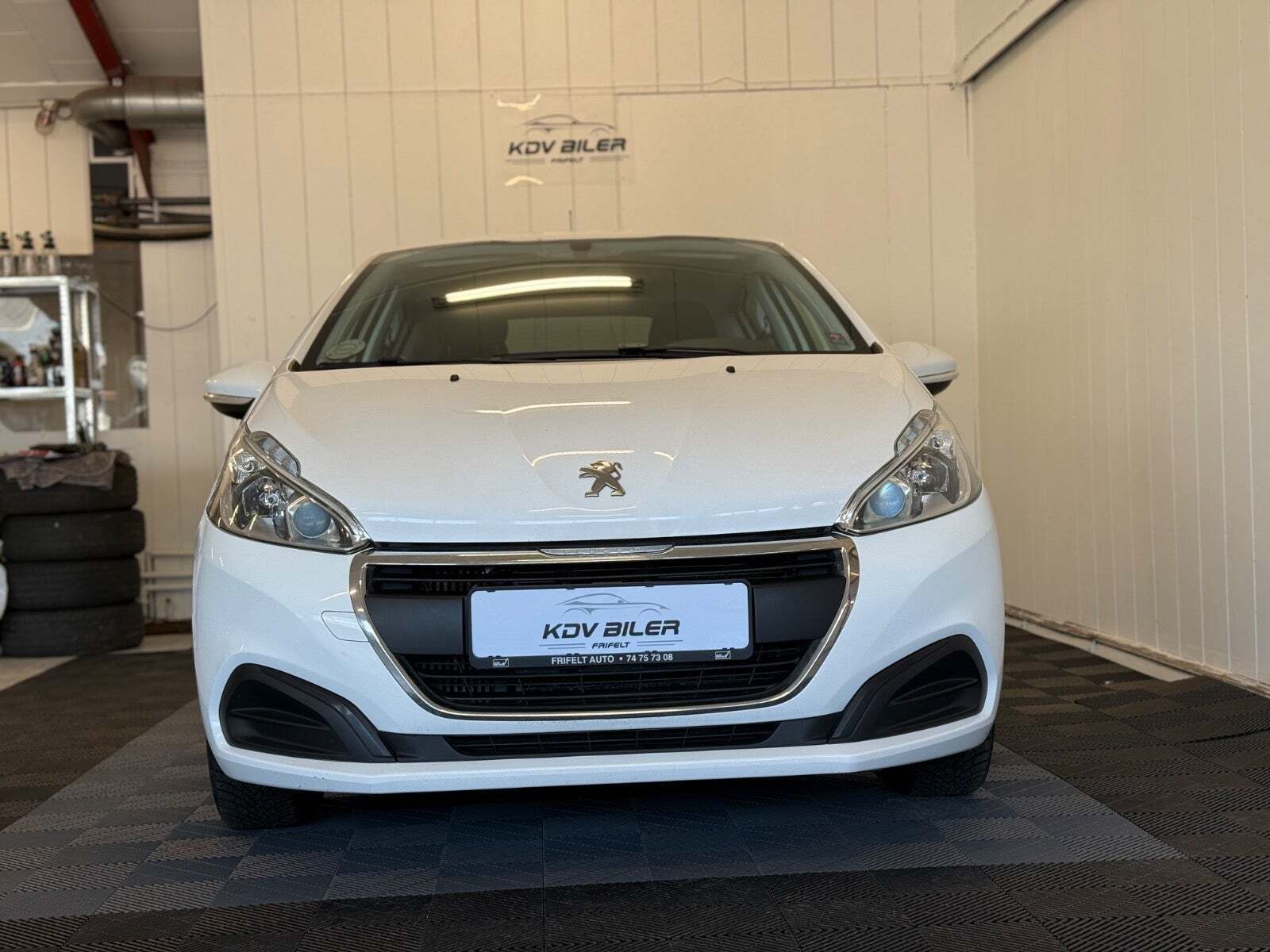 Peugeot 208 1,5 BlueHDi 100 Envy