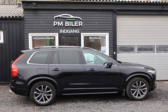 Sort Volvo XC90 fra 2017