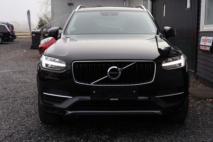 Sort Volvo XC90 fra 2017
