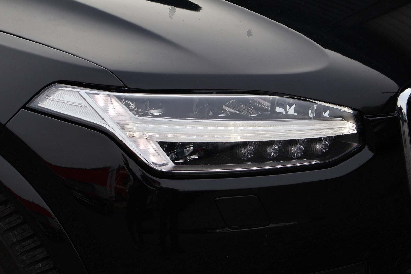 Volvo XC90 2,0 D5 235 Momentum aut. AWD 7prs