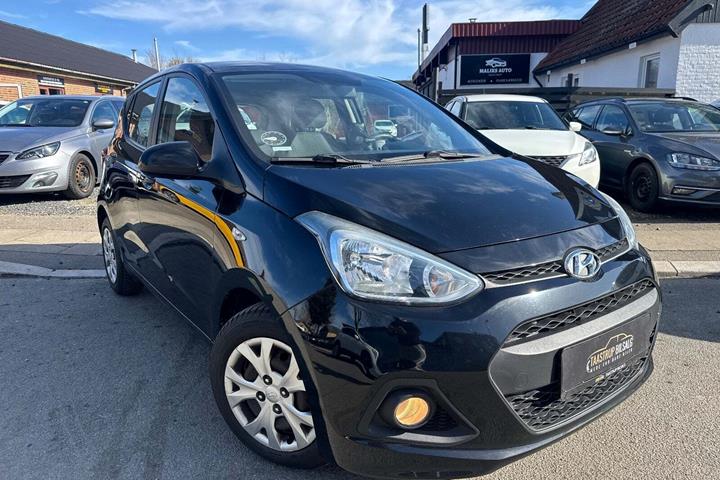 undefined Hyundai i10 fra 2015 set udefra