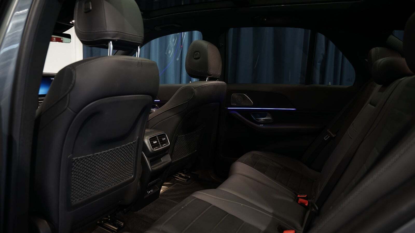 Sølv Mercedes GLE350 de fra 2024