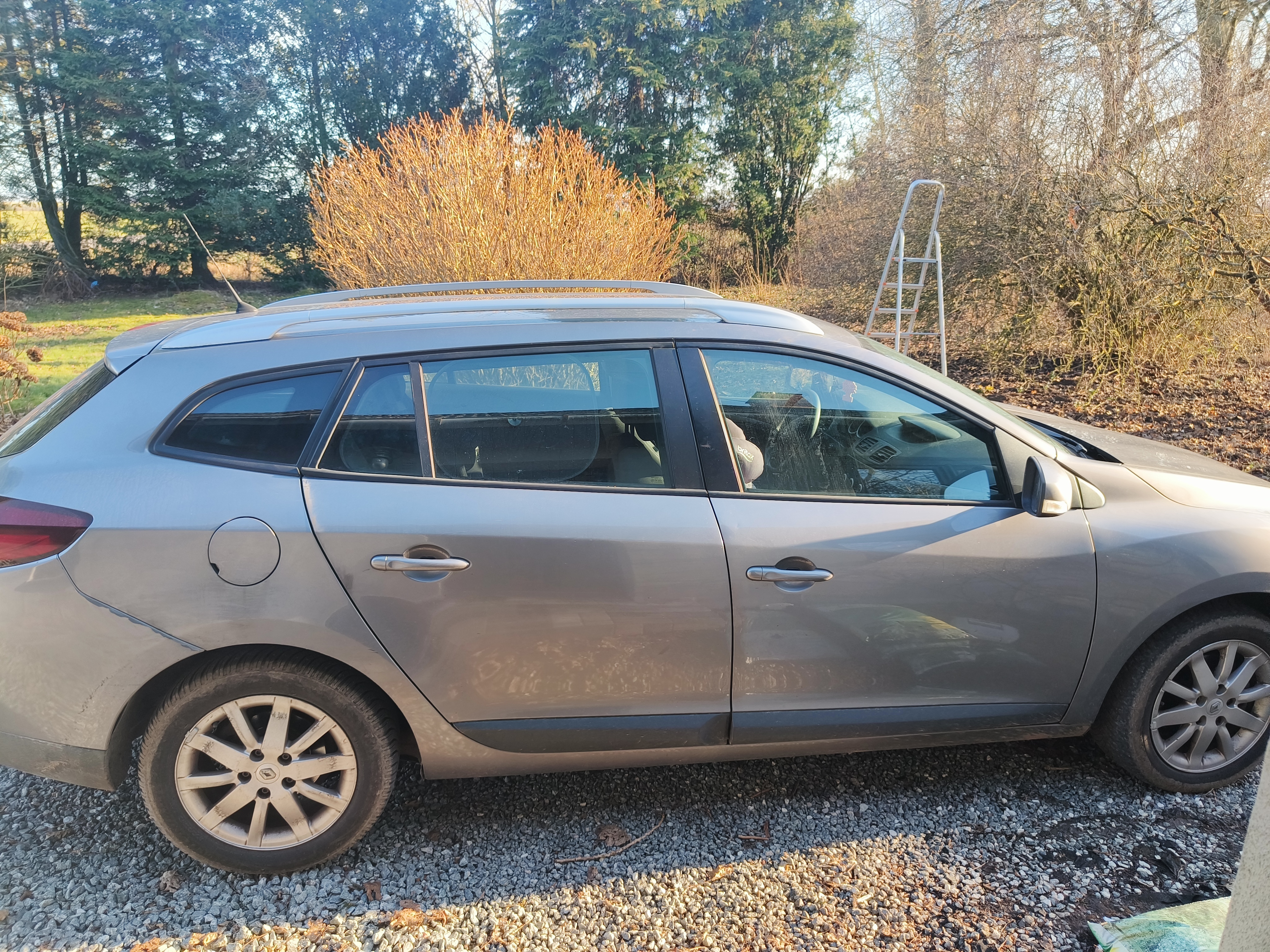undefined Renault MEGANE SPORT TOURER fra 2012
